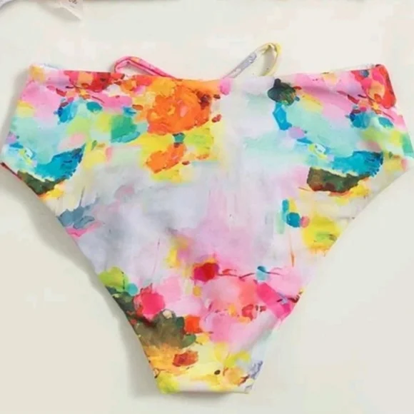 Triangle bikini swimsuit.  with front lace. Size S. - Picture 6 of 16